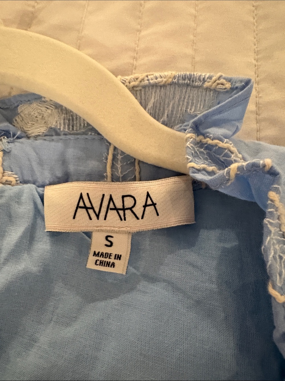 Avara Blue Floral Lace Tiered Dress size Small - Picture 4 of 4
